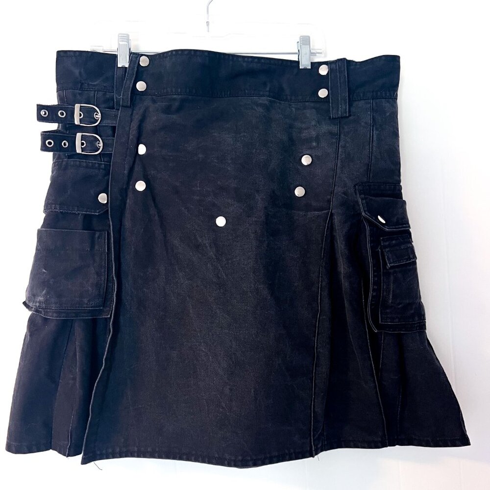 Modern Kilts Mens Sz 44 Utility Pockets Heavy Cotton Snap Pleated USA Black